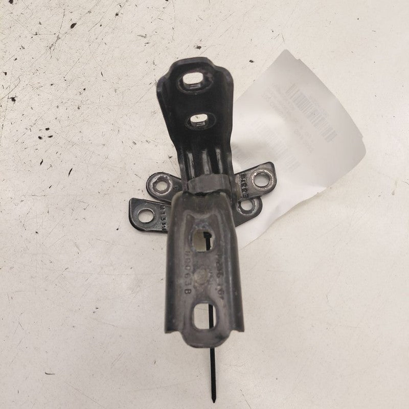 Cadillac CT6 Door Hinge Set Right Front Passenger  2018 2017 2016