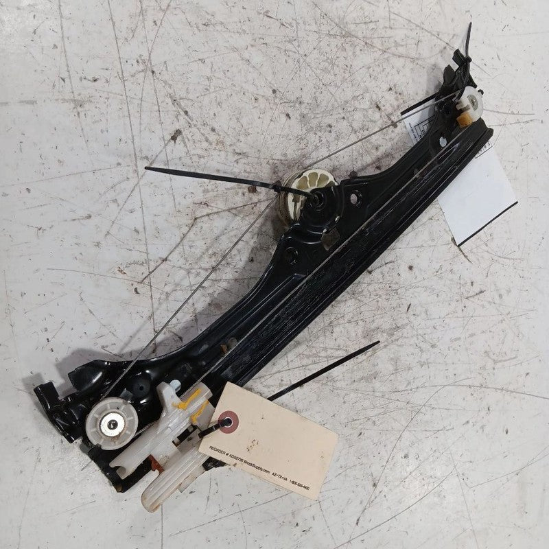 Passenger Right Front Window Regulator Track 2 Door Fits 12-17 FIAT 50