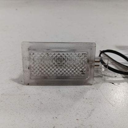 Chrysler 300 Dome Light Roof Lamp  2015 2016 2017 2018 2019 OEM