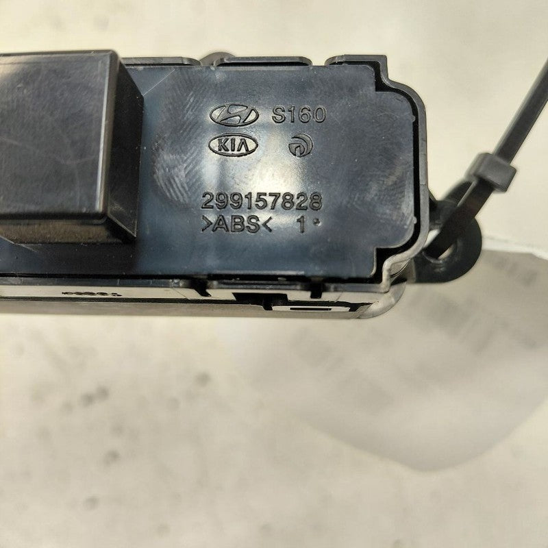 Kia Sorento Fuel Door Switch Gas Cap Cover Lid Release Button Control 