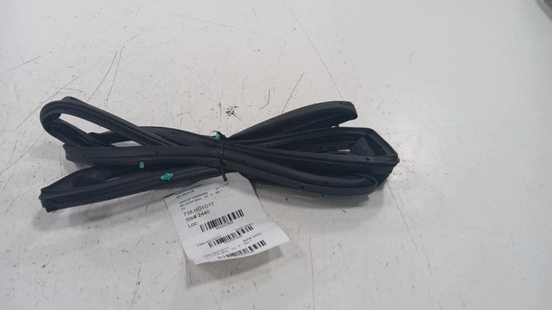 Honda Civic On Door Seal Rubber Right Passenger Rear Back  2016 2017 2018 2019