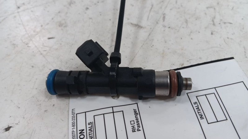 55565481 Fuel Injection Injector Fits 11-15 VOLT