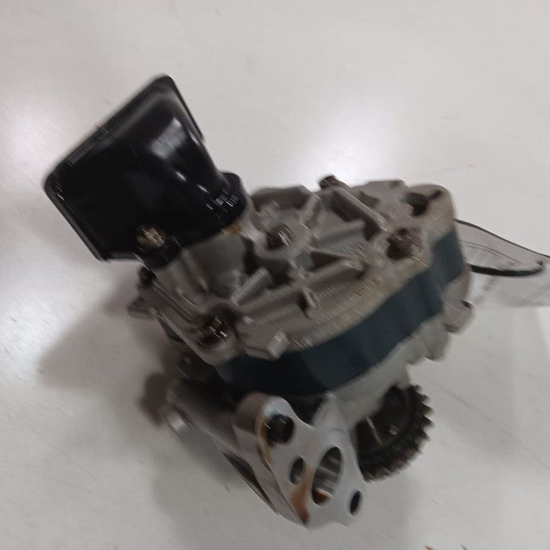 Chevy Trailblazer Engine Oil Pump  1.3 2021 2022 2023 OEM