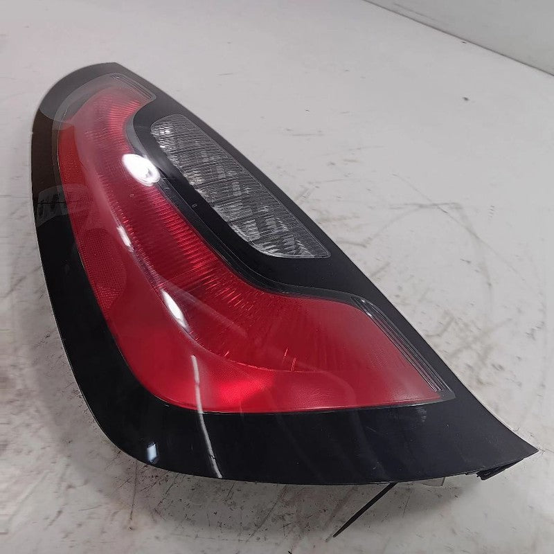 Driver Left Tail Light Brake Lamp Model Incandescent Fits 14-19 Kia Soul
