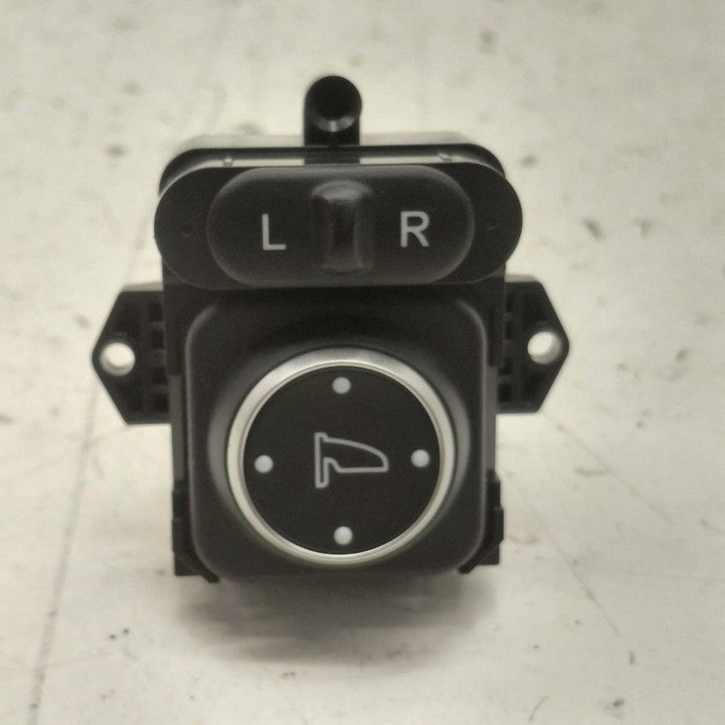 Honda HR-V Mirror Switch View Power Door Mirror Switch  2026 2025 2024