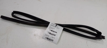 Subaru Legacy Door Glass Window Seal Rubber Left Rear Back 2010 2011 2
