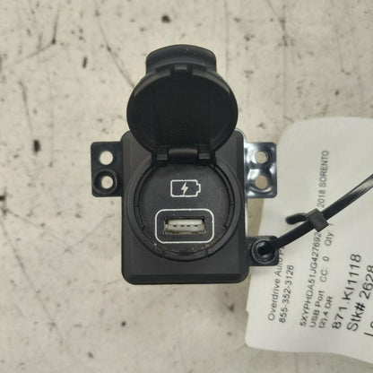 Kia Sorento USB Plug In Hub Port  2018 2017 2016