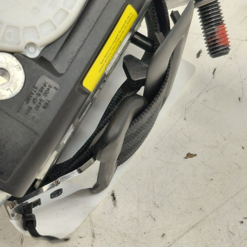 Volvo S60 Seat Belt Strap Retractor Center Middle Rear Back  2018 2017