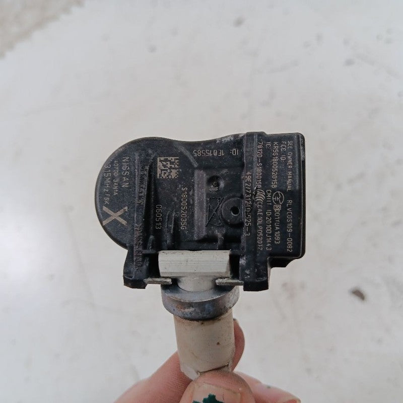 Nissan LEAF TPMS Tire Pressure Monitor System Sensor  2013 2014 2015 2016 2017
