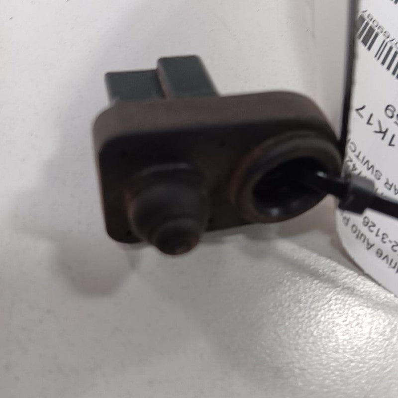 Nissan Altima Door Ajar Switch Door Open Dome Light Switch  2017 2016 