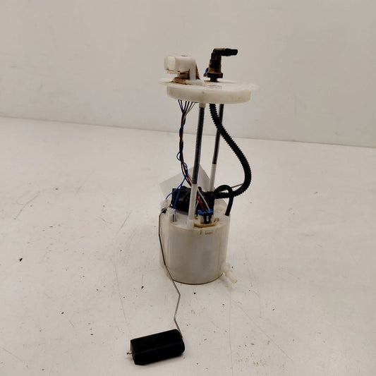 Gas Fuel Pump Assembly Fuel Tank Mounted AWD 21-25 Chevy Trailblazer