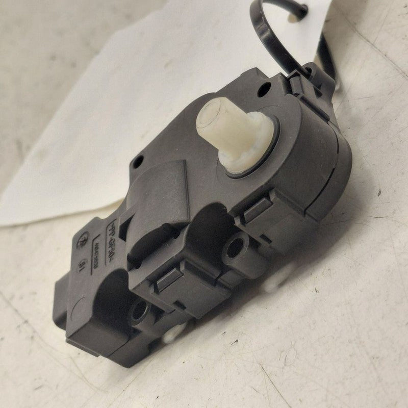 Volvo S60 Flap Door Motor Heater AC Door Actuator  2018 2017 2016