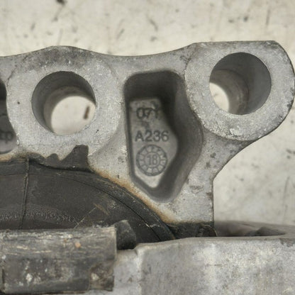 2018 Fiat 500 X 2.4 Model Engine Motor Mount Right Passenger