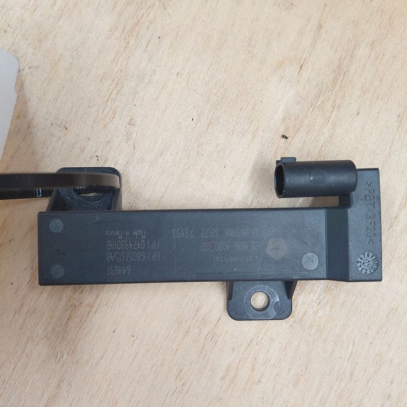 Chrysler 300 Keyless Entry Antenna Module {68051315AB} 2017 2018 2019