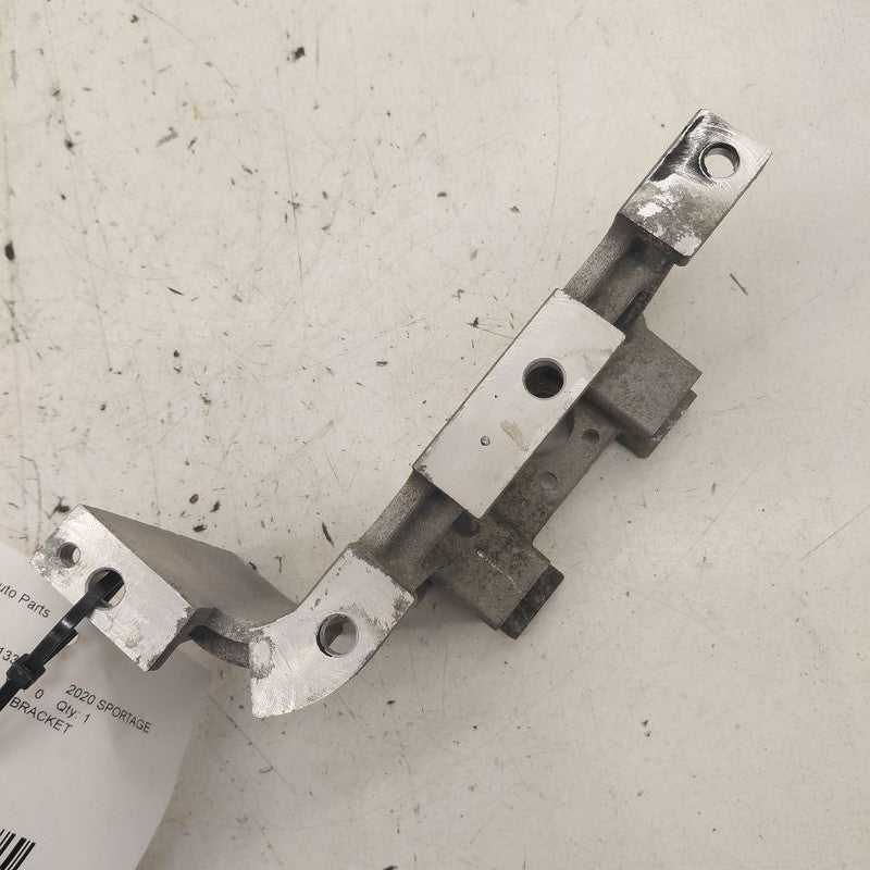 Kia Sportage AC Compressor Mount Bracket  2.4 2020 2021 2022