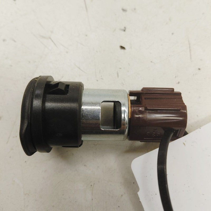 Cadillac XTS 12V Power Port Socket      2016 2017 2018