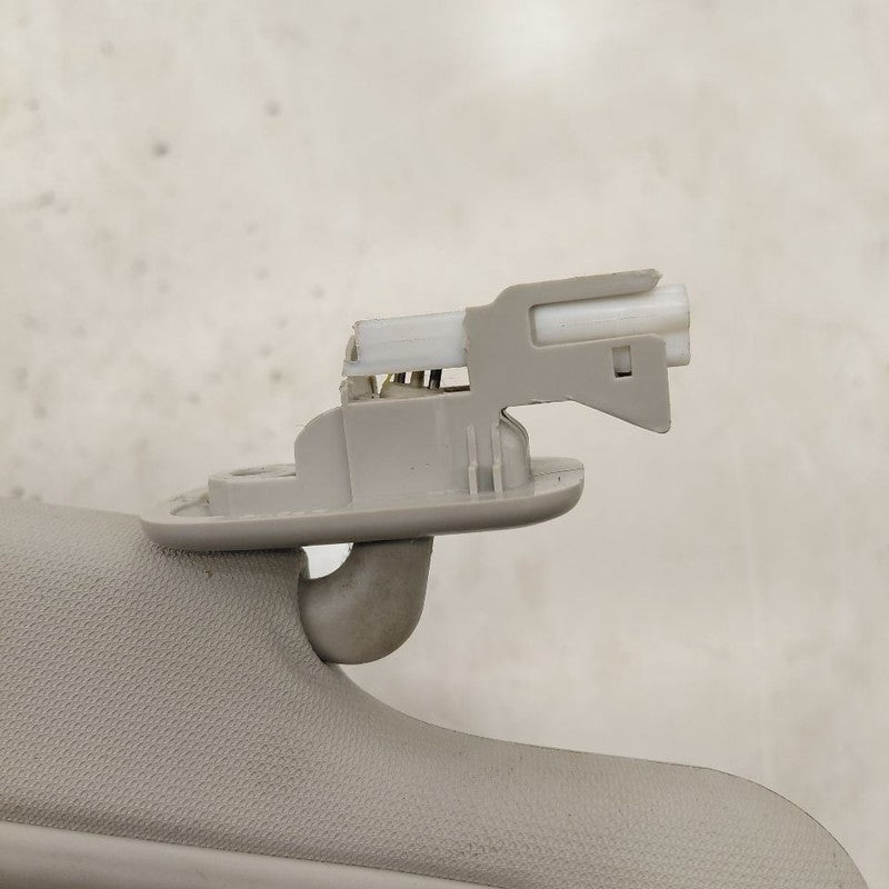 Passenger Right Sun Visor Shade With Illumination Fits 14-18 Mazda 3