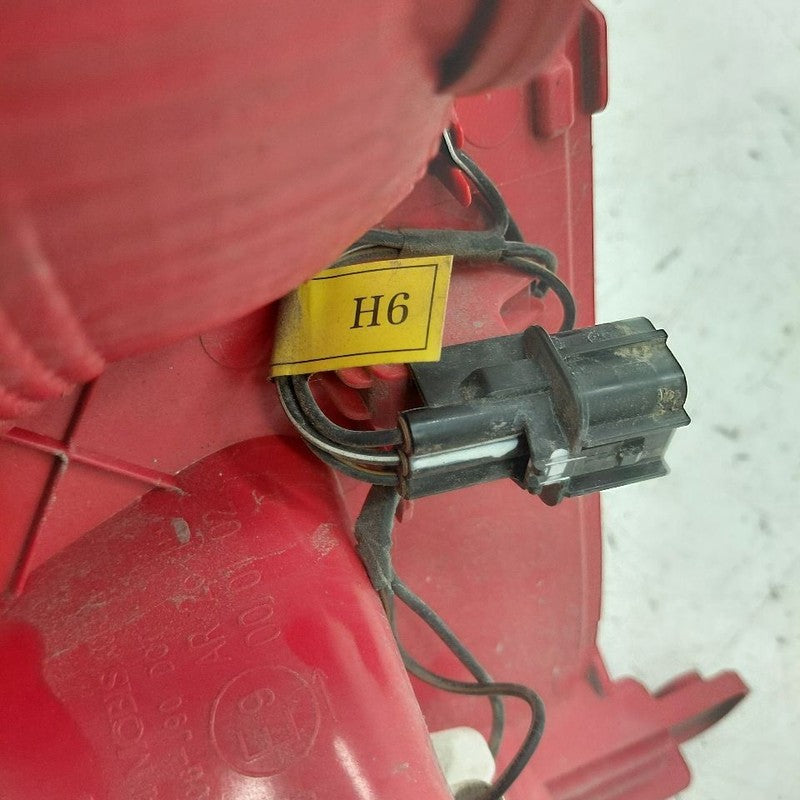 Passenger Right Tail Light Brake Lamp Bumper Mounted Fits 18-21 Hyunda
