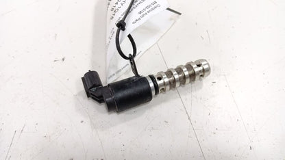 Hyundai Sonata Variable Timing Gear Oil Control Valve Solenoid Cylinde