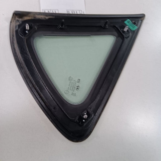 Passenger Right Quarter Glass Window  Hatchback Fits 12-17 Hyundai Accent