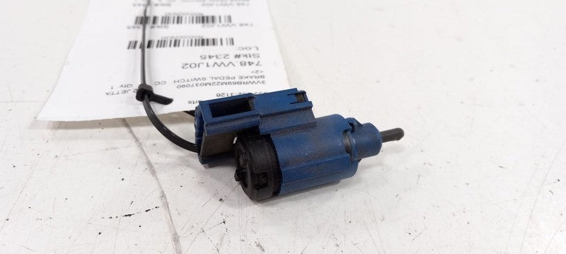 Volkswagen Jetta Brake Pedal Switch 2003 2002 2001 2000 OEM