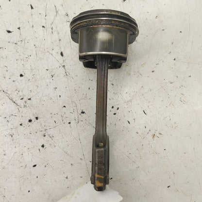 Nissan Versa Note Single Piston With Connecting Rod   1.6 2019 2018 20