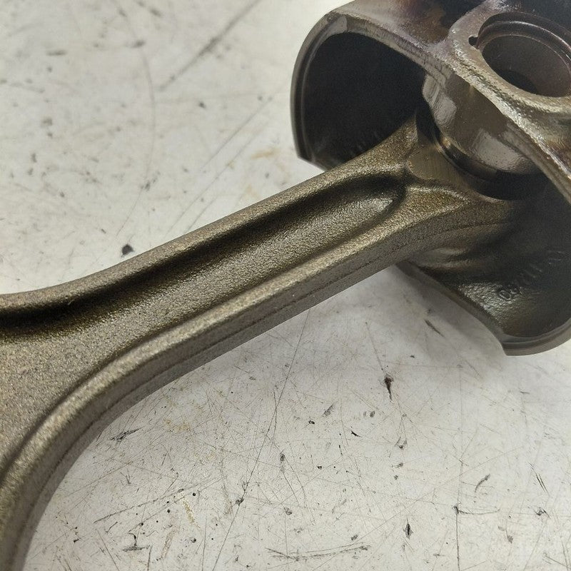Volvo S60 Single Piston With Connecting Rod   2.0 2018 2017 2016