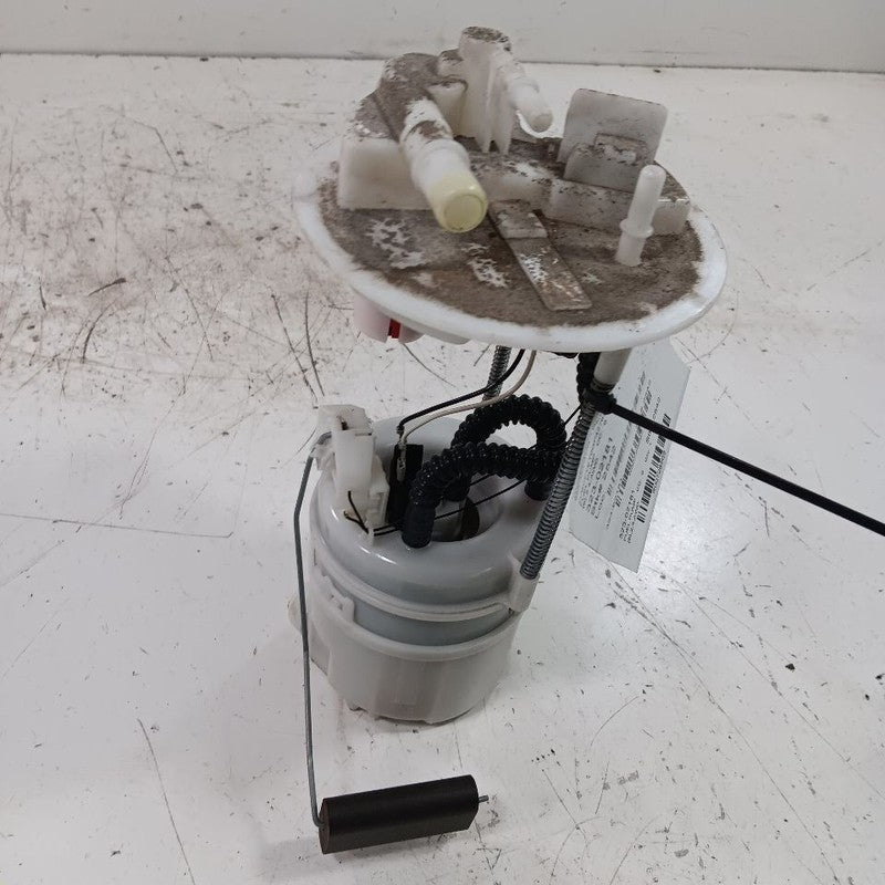 Gas Fuel Pump Assembly Tank Mounted 2.4L Fits 15-21 RENEGADE