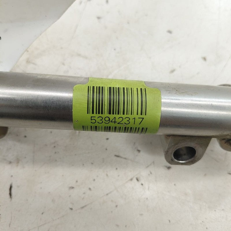 Kia Sorento Left Front Fuel Rail Injection Injector Mount Bar  2018 20