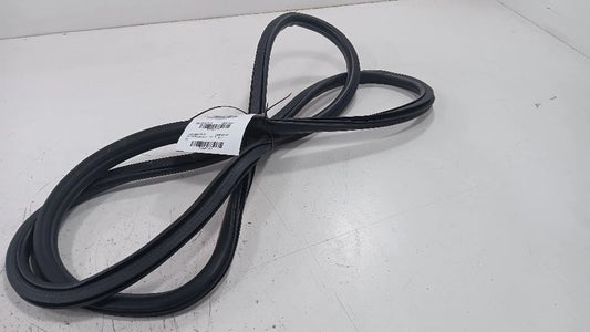 Buick Encore On Body Door Jamb Seal Front Right Passenger  2016 2017 2018 2019