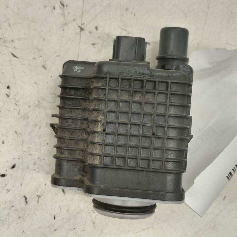Chevy Volt Vapor Canister Leak Detection Pump {22865478} 2016 2017 201