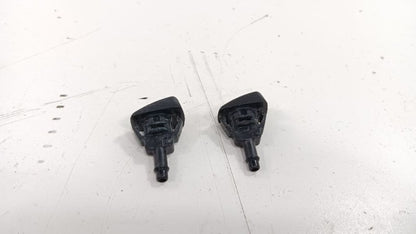 Chevrolet Equinox Windshield Wiper Washer Fluid Hood Sprayer Nozzles 2018 2019