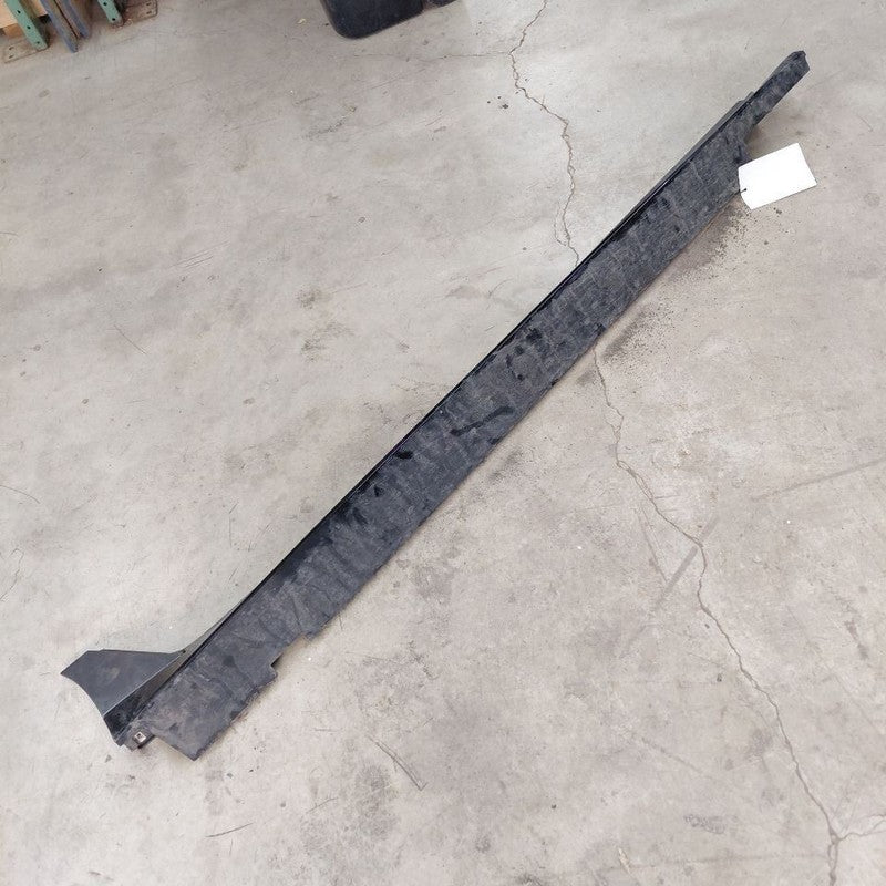 Chevy Volt Rocker Panel Trim Cover Molding Skirt Right Passenger Side 