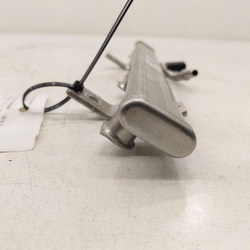 Fiat 500 X Model   Fuel Rail Injection Injector Mount Bar  2016 2017