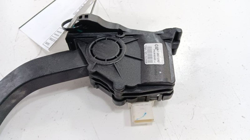 Buick Encore Gas Pedal 2016 2017 2018 2019 OEM