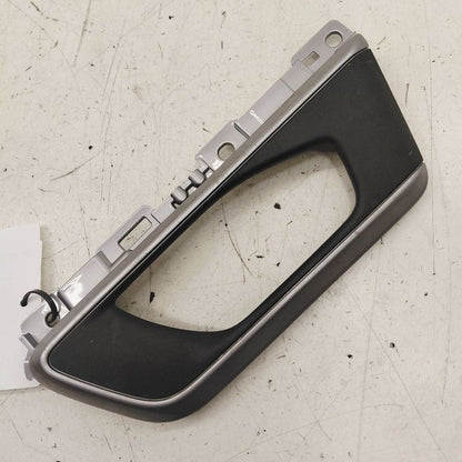 Honda CR-V Interior Door Handle Bezel Surround Trim Right Passenger Re