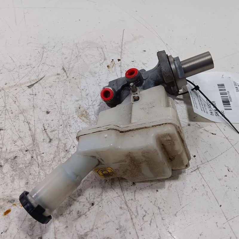 Brake Master Cylinder 21-23 Nissan Kicks 