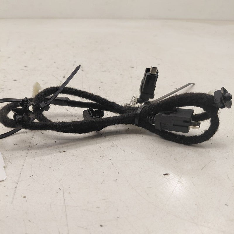 Ford Escape USB Wire Cable {LJ6T14D202AB} 2020 2021 2022