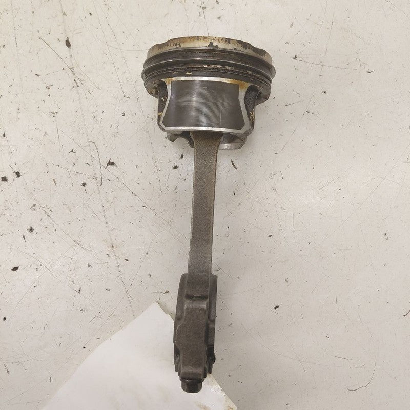 Chevy Equinox Single Piston With Connecting Rod   2024 2023 2022