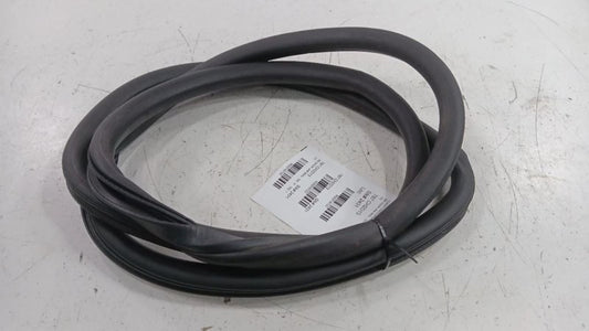 Dodge Dart On Body Door Jamb Seal Rear Right Passenger Back  2013 2014 2015 2016