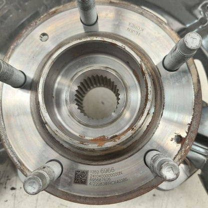 Passenger Right Front Spindle Knuckle Bearing Hub 20-25 Buick Encore G