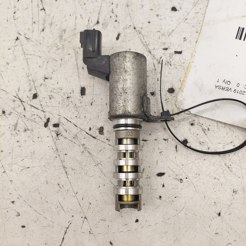 Nissan Versa Variable Timing Gear Oil Control Valve Solenoid Cylinder 