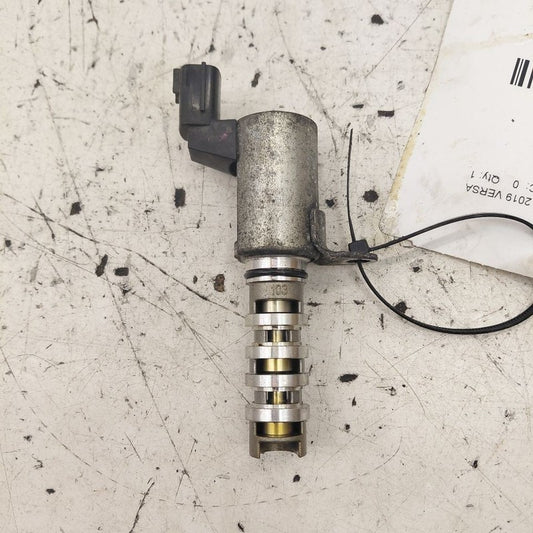 Nissan Versa Variable Timing Gear Oil Control Valve Solenoid Cylinder 