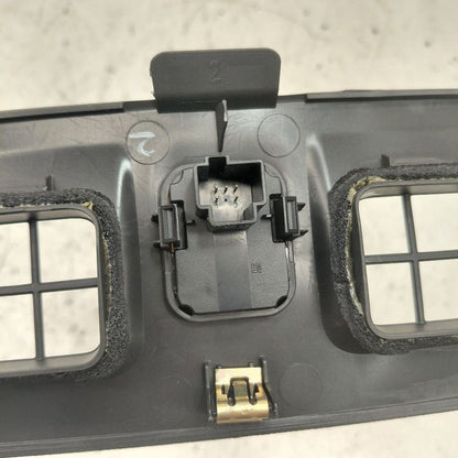 Cadillac CT6 Defrost Vent Center Middle  2018 2017 2016