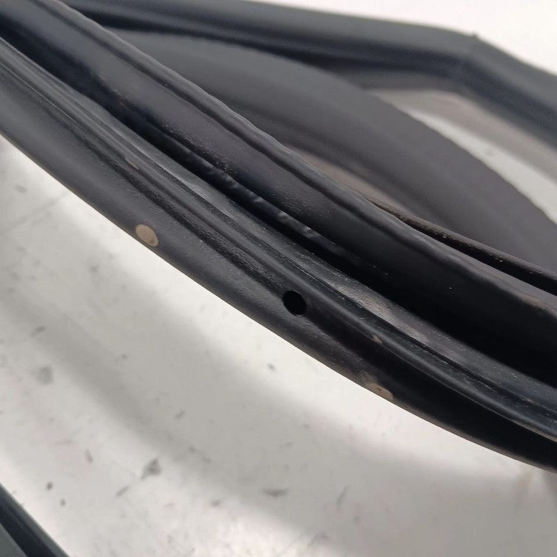 Chevy Malibu On Body Door Jamb Seal Rear Left Back  2019 2020 2021 202