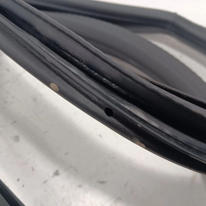 Chevy Malibu On Body Door Jamb Seal Rear Left Back  2019 2020 2021 202