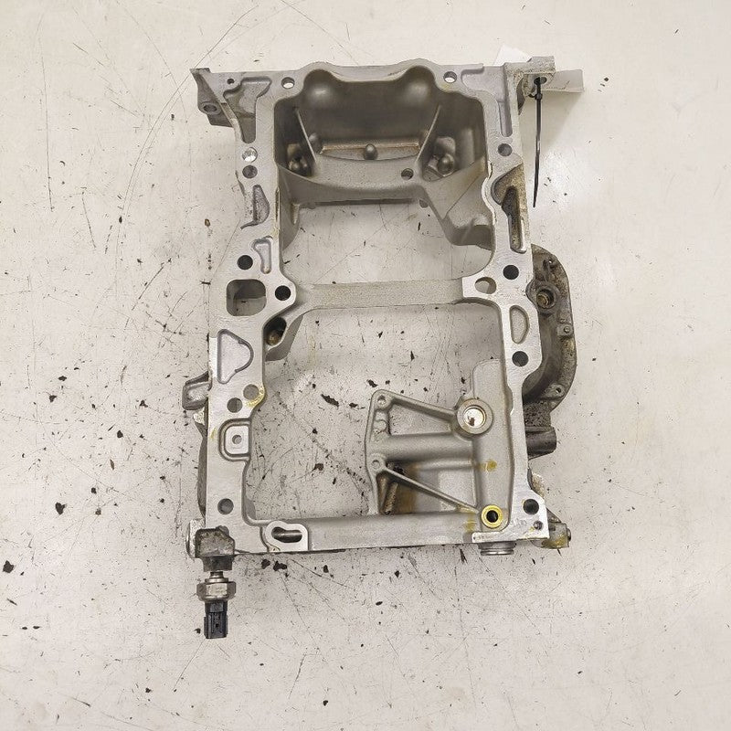 Upper Engine Oil Pan Fits 22-25 Lexus NX350