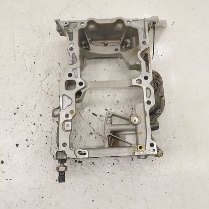 Upper Engine Oil Pan Fits 22-25 Lexus NX350