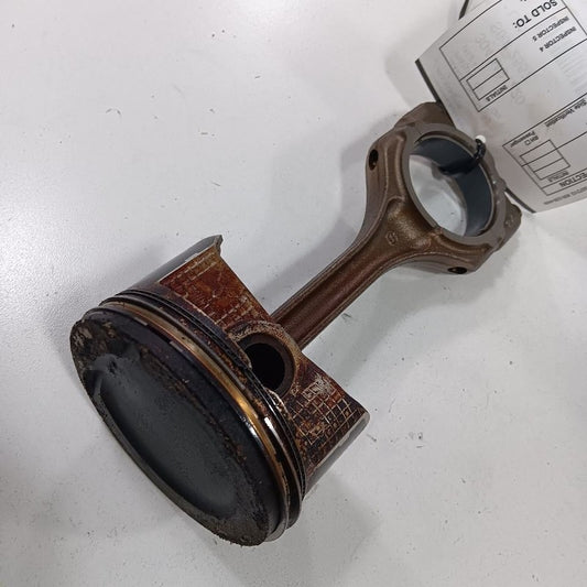 Mitsubishi Outlander Single Piston With Connecting Rod  2.4 2020 2021 