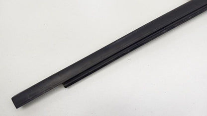 Dodge Journey Door Glass Window Weather Strip Trim Front Right Passenger 2010